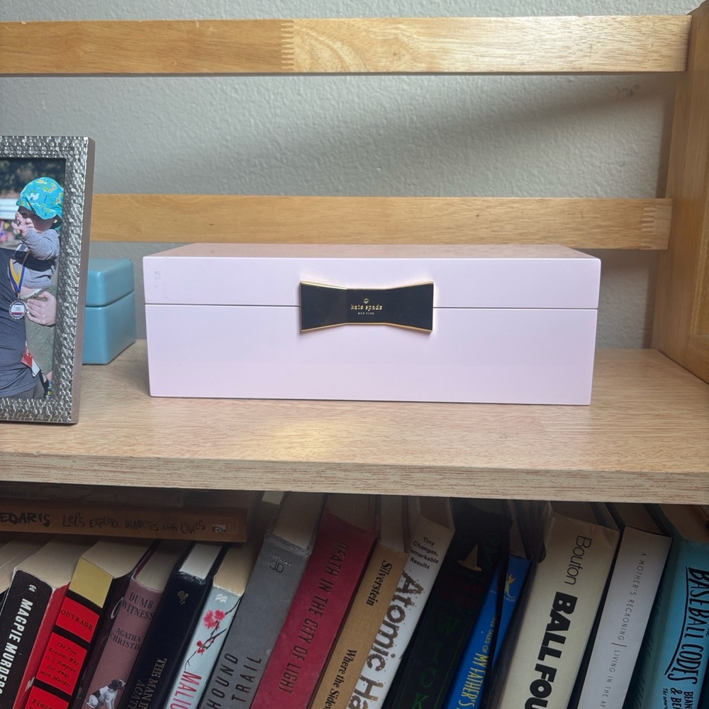 Kate Spade x Lenox Pink Jewelry Box 9” Gold Bow - Picture 5 of 8
